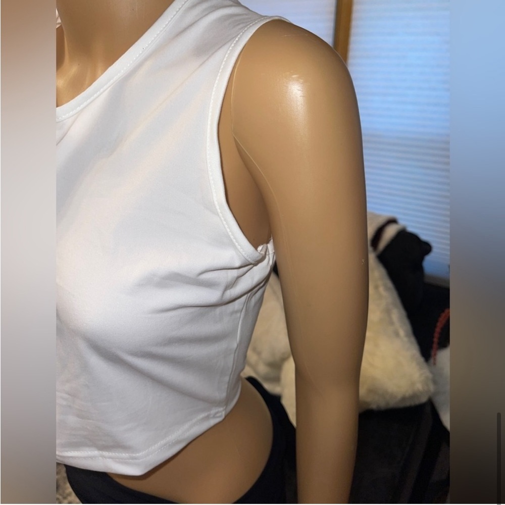 Women’s 3Pcs Solid Crop Tank Top Size M - Picture 5 of 13